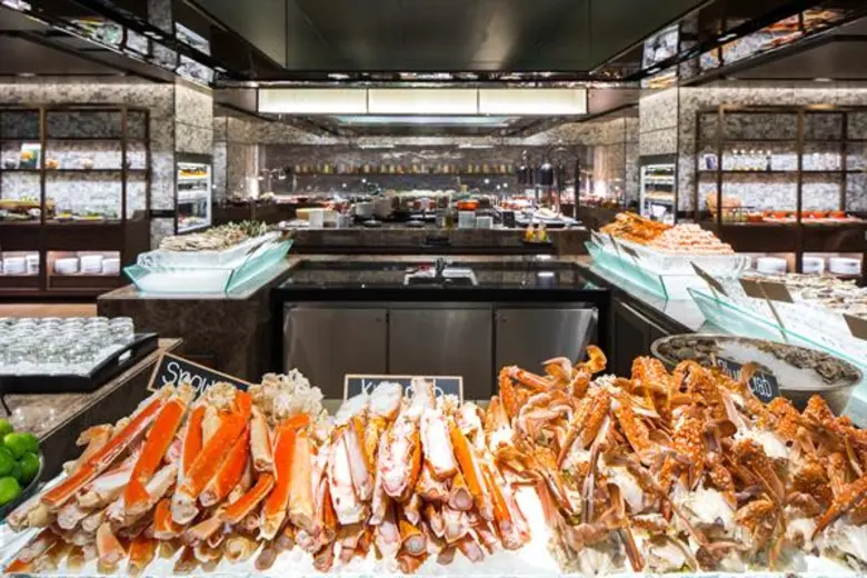 Feast at the super-luxe JW Cafe's brunch ...