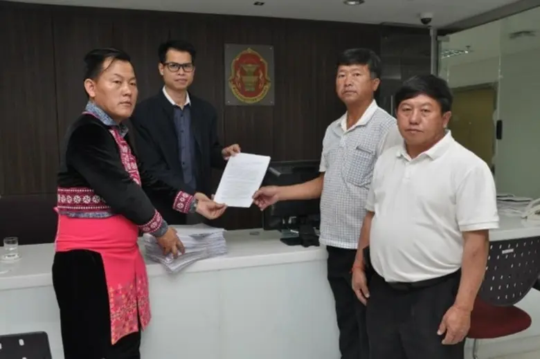 นายวิชิต เมธาอนันต์กุล ผู้ประสานงาน และคณ...