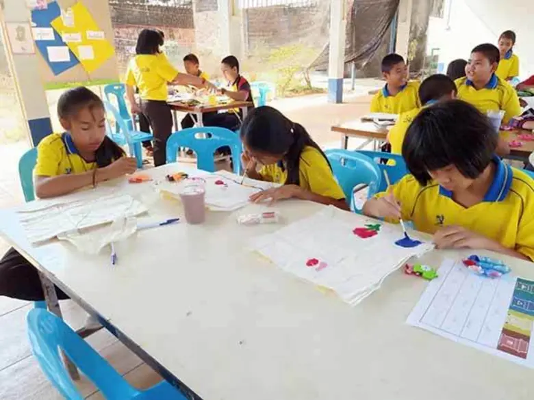 ภาพข่าว: ดั๊บเบิ้ล เอ play and learn เพลินเล่น เพลินเรียน