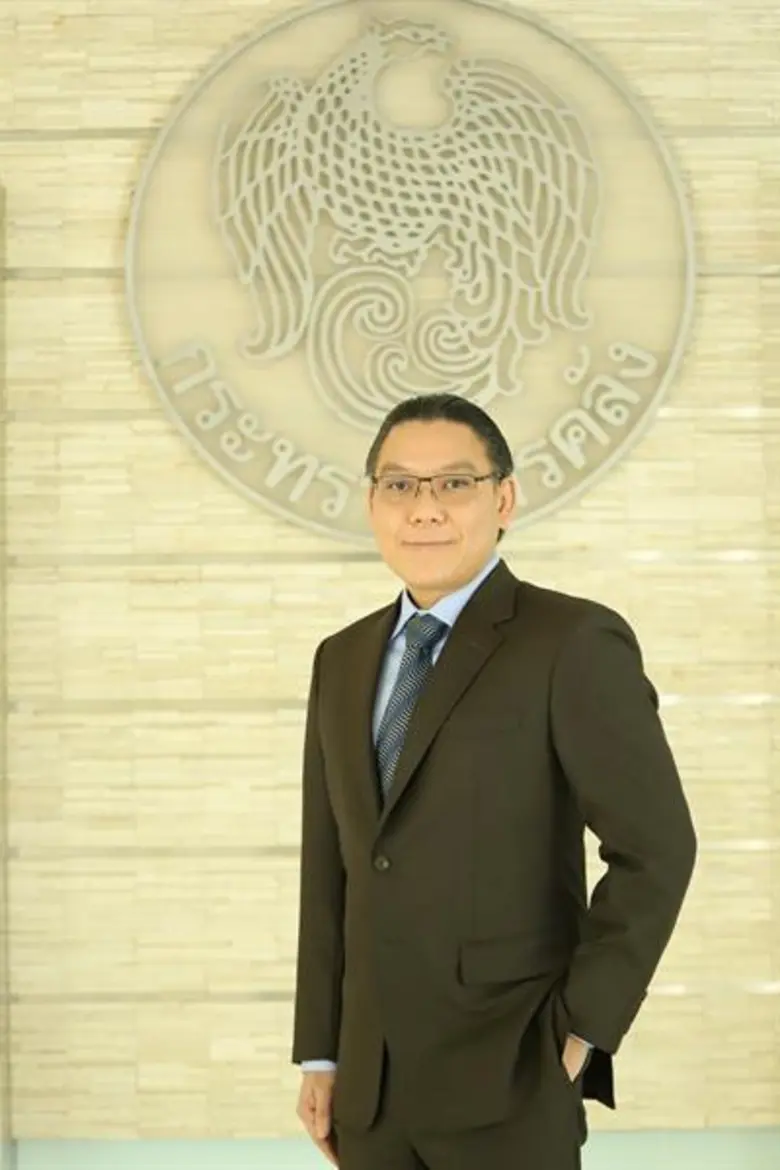 ผู้ช่วยรัฐมนตรีคลังยืนยันการกู้เงิน 2 หมื...