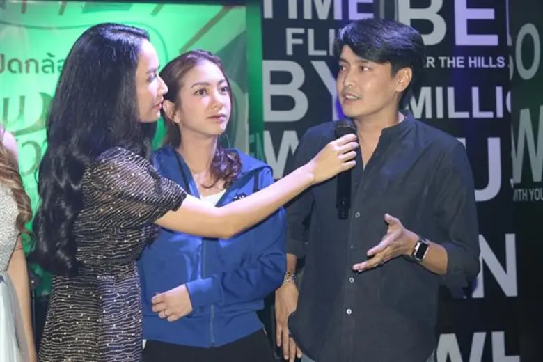 ถือว่าเป็นผู้จัดที่มีความสามารถ หลากหลายด...