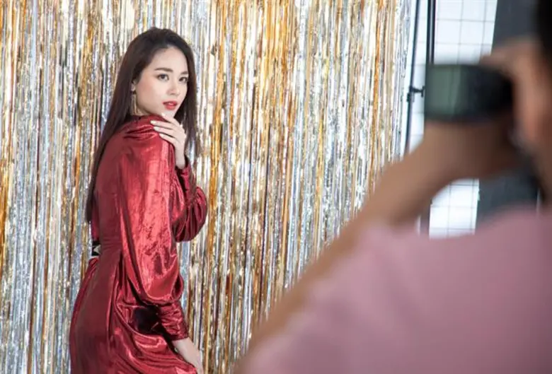 ส่องเบื้องหลังแฟชั่นเซตสุดเริ่ด! 20 สาวมั่น “ไทยซูเปอร์โมเดลคอนเทสต์ 2020” VS 12 หนุ่ม “สมาร์ทบอย 2020”