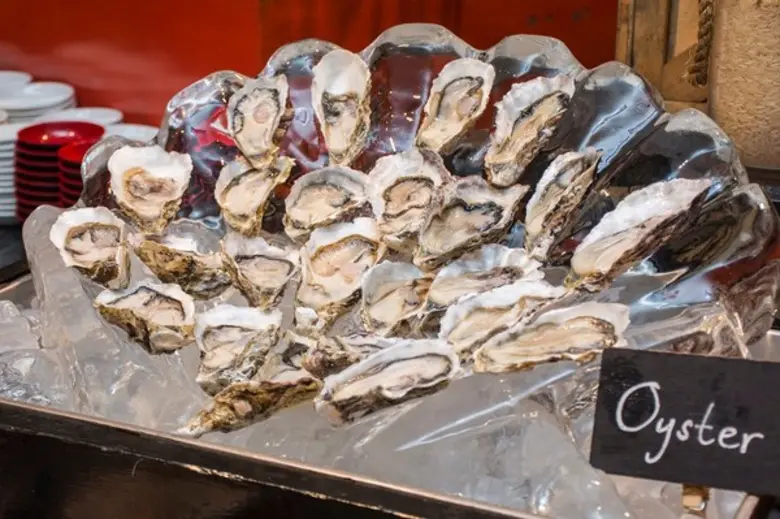 SEAFOOD SENSATION – บุฟเฟ่ต์อาหารทะเล ที่โรงแรมพูลแมน กรุงเทพ แกรนด์ สุขุมวิท