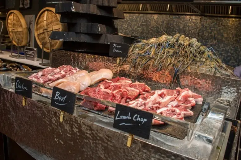 SEAFOOD SENSATION – บุฟเฟ่ต์อาหารทะเล ที่โรงแรมพูลแมน กรุงเทพ แกรนด์ สุขุมวิท