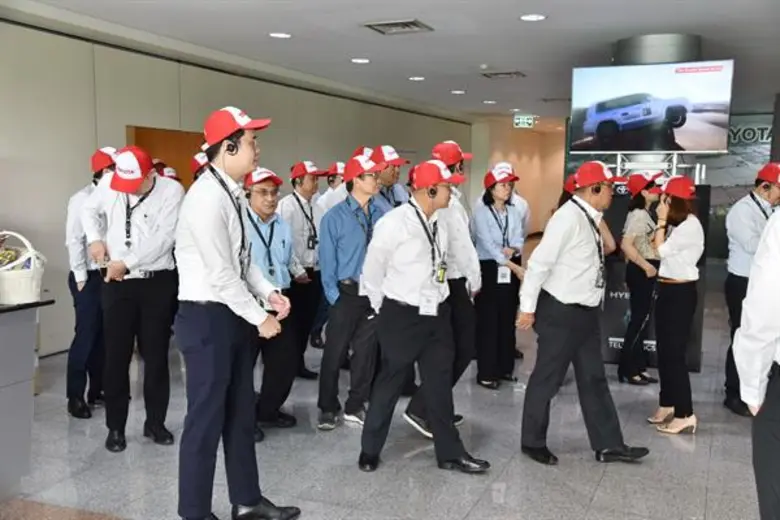 เมื่อเร็วๆนี้ คณะผู้บริหารผู้เข้าอบรมหลัก...