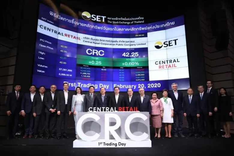 “CRC” ได้ฤกษ์เข้าเทรดวันแรก กระตุ้นตลาดหุ้นไทยคึกคัก สร้างความมั่นใจ ให้นักลงทุนไทยและต่างประเทศ ด้วยหุ้นค้าปลีกพื้นฐานที่แข็งแกร่ง และมีศักยภาพในการเติบโตอย่างมั่นคง