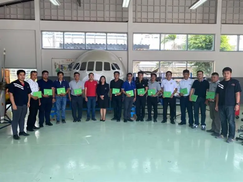 ดร.วราภรณ์ เต็มแก้ว ผู้อำนวยการกองวิชาบริหารการบิน ...