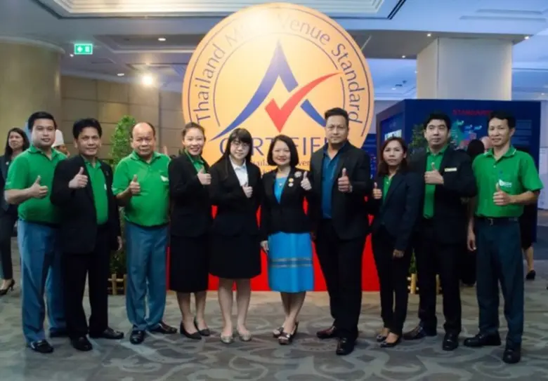 ภาพข่าว: โรงแรมเจ้าพระยาปาร์ค รับ 2 รางวัลมาตรฐานสถานที่จัดงานประเทศไทย