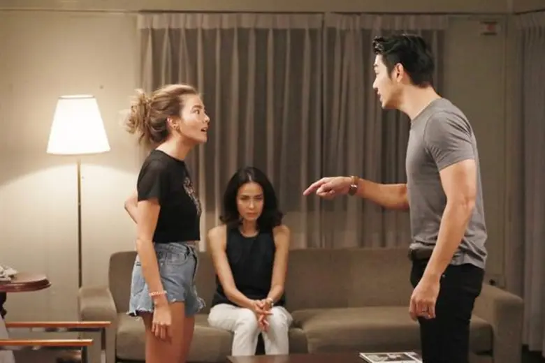 “อาร์ต-ดิว” ทะเลาะเดือด “รถเมล์” พุ่งห้ามศึก! ใน “เนื้อใน”