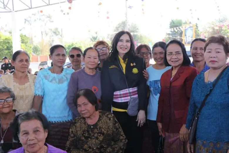 รมช.มนัญญา ลงพื้นที่เยี่ยมสมาชิกสหกรณ์การเกษตรบ้านแฮด จำกัด จังหวัดขอนแก่น