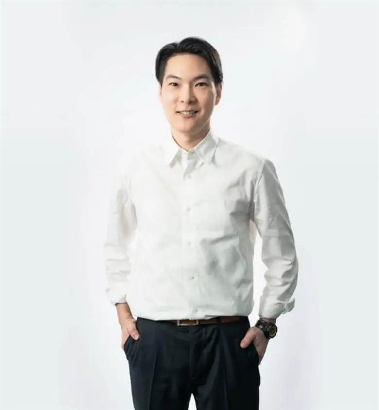 นายวุฒิภูมิ จุฬางกูร ประธานเจ้าหน้าที่บริ...