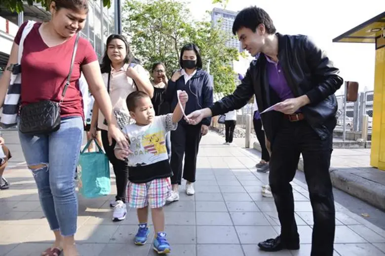 “บาบาร่า” ยกทัพคาราวานทรูป #Saveสุขภาพ แจกหน้ากากอนามัย 2แสนชิ้นทั่วกรุงเทพ