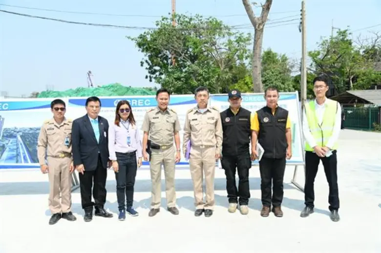 นายประดับ กลัดเข็มเพชร รองเลขาธิการสำนักง...