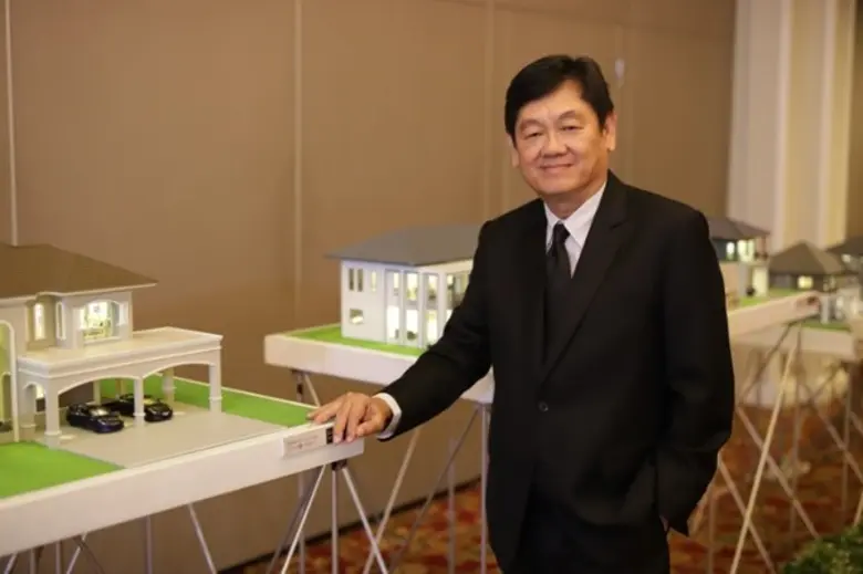 นายมนู ตระกูลวัฒนะกิจ กรรมการผู้จัดการ บร...