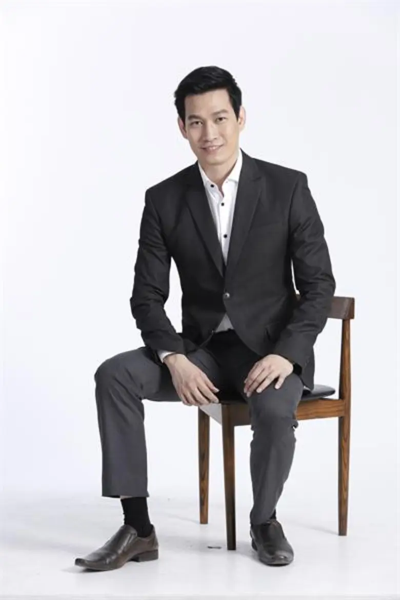 ข่าวซุบซิบ: ผู้ประกาศข่าว ช่อง 8 เดินสายรับรางวัลต้นปี