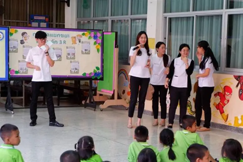 นายณัฐพงศ์ ดิษยบุตร ผู้อำนวยการสำนักการศึ...