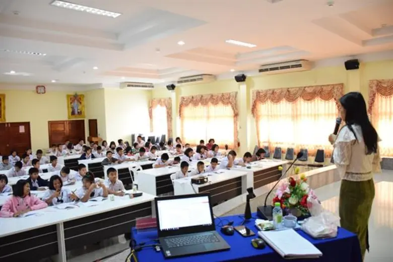 AGE ร่วมกับอบต.แม่ลา จัดโครงการ "เอจีอี ติวเตอร์ ติวเข้ม O-NET ป.6” ปี 2 ติวเข้มเตรียมความพร้อมโค้งสุดท้ายการสอบโอเน็ต