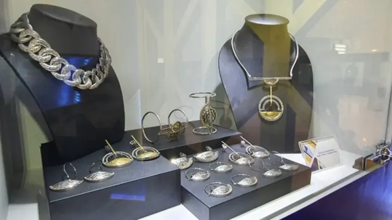 งานบางกอกเจมส์เปิดวันแรกบรรยากาศเต็มไปด้ว...