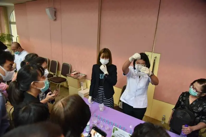 หมอบรรจบ ปลุกคนไทยสู้ๆในสงครามสุขภาพ รับมือวิกฤตภัยฝุ่นไวรัส ต้านมะเร็งฝุ่นจิ๋วจัดเสวนาเชิงปฏิบัติการผู้รักสุขภาพเข้าร่วม ฟรี!!