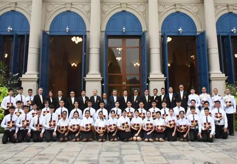 พระบาทสมเด็จพระเจ้าอยู่หัว ทรงพระกรุณาโปรดเกล้าฯ ให...