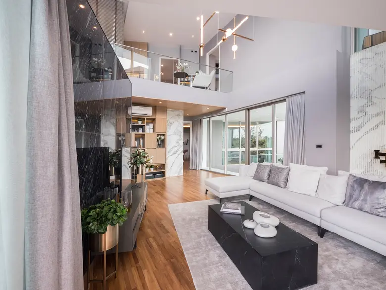 วิกฤตมลพิษทางอากาศและฝุ่น PM 2.5 ที่เกิดจ...