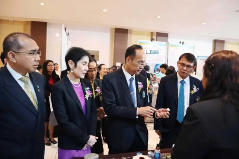 วุฒิศักดิ์ พิชญกานต์ ผู้จัดการทั่วไป โรงแ...