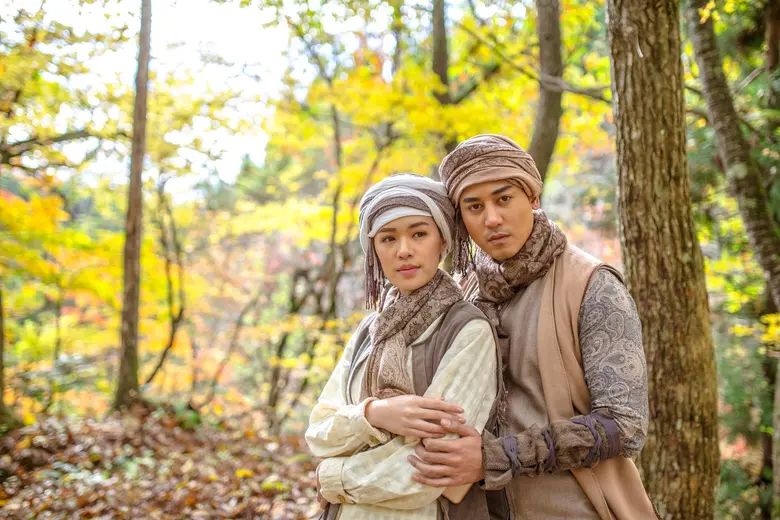 ดุจเทพนิยาย !! “ติ๊ก-เจษฎาภรณ์” ประกบคู่ “คิมเบอร์ลี่” ครั้งแรก เสมือนต้องมนต์สะกดเหมือนฝันที่เป็นจริง ใน “ดั่งดวงหฤทัย”