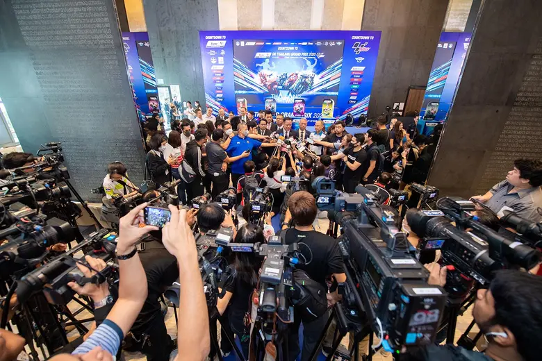 ฮอนด้าพร้อมสนับสนุนโออาร์ไทยแลนด์กรังด์ปรีซ์เต็มสูบ ชวนแฟนชาวไทยส่งแรงเชียร์ ก้อง-สมเกียรติ คว้าโพเดี้ยมโฮมเรซให้ได้