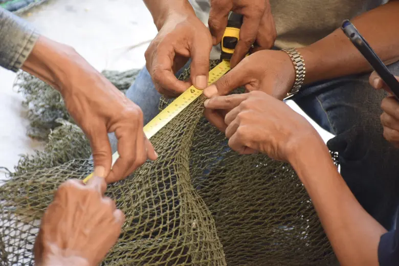 รองฯ วิชาญ ลงพื้นที่จ.ระยอง เตรียมความพร้อม จนท.ประมงรักษามาตรฐานการตรวจเครื่องมือประมง 22 ชนิด เพื่อออกใบอนุญาตทำประมงพาณิชย์รอบปี 63-64