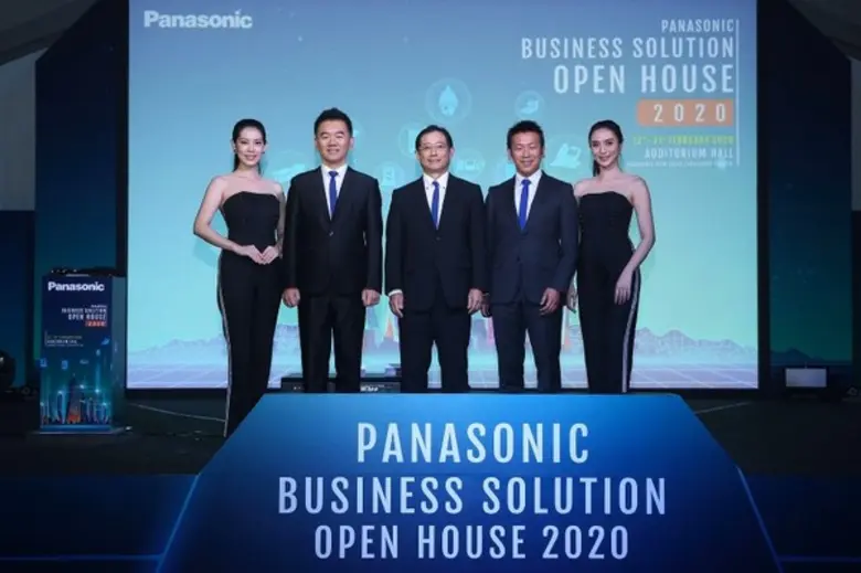 มร. ฮิเดคาสึ อิโตะ กรรมการผู้จัดการ ( คนก...