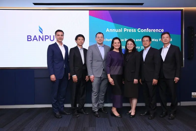 Sales revenue reached USD 2,759 million (...