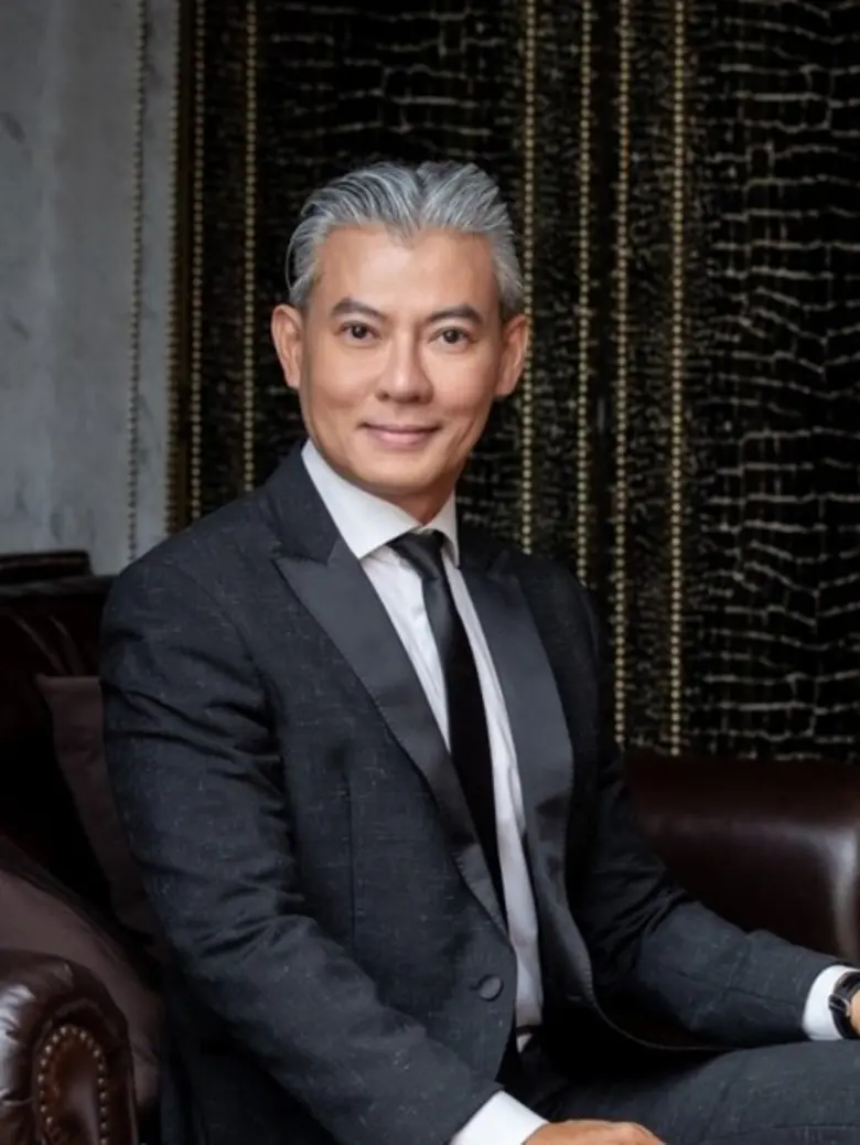 การบริหารสถาบันนิวเคมบริดจ์ให้เป็นที่ 1 ด...