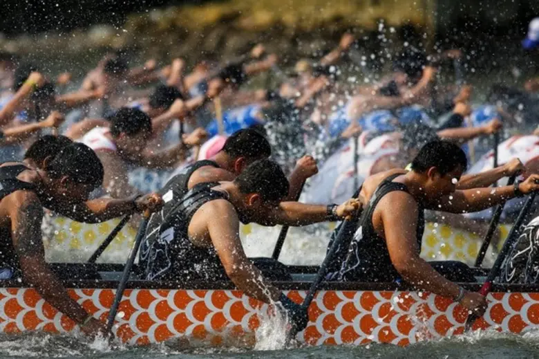 ผลการแข่งขันเรือยาวช้างไทย และเทศกาลริมน้ำ วันที่สองสุดคึกคัก