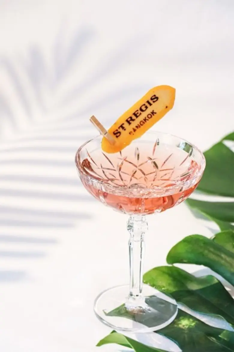 สัมผัสประสบการณ์จิบน้ำชายามบ่าย “New Tanqueray No. TEN Afternoon Tea” ต้อนรับบรรยากาศสุดสดชื่นแห่งฤดูร้อน สะท้อนแรงบันดาลใจผ่านเครื่องดื่มสูตรพิเศษจากแทงเคอเรย์ นัมเบอร์ เท็น ณ เดอะ เซนต์ รีจิส กรุงเทพฯ