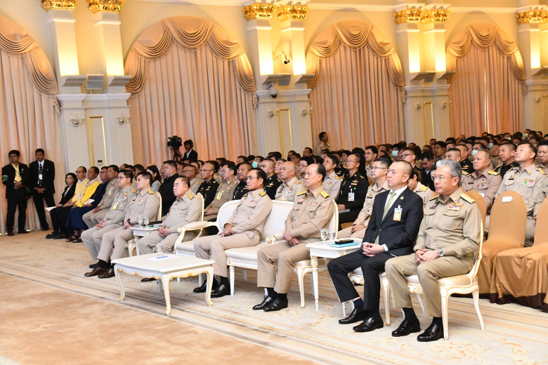 นายกรัฐมนตรีมอบนโยบายจัดการภัยแล้งและเก็บน้ำฤดูฝนปี 63  ผนวกความร่วมมือทุกภาคส่วน เร่งรัดเพิ่มพื้นที่กักเก็บน้ำ มุ่งแก้ปัญหาท่วมแล้งอย่างยั่งยืน