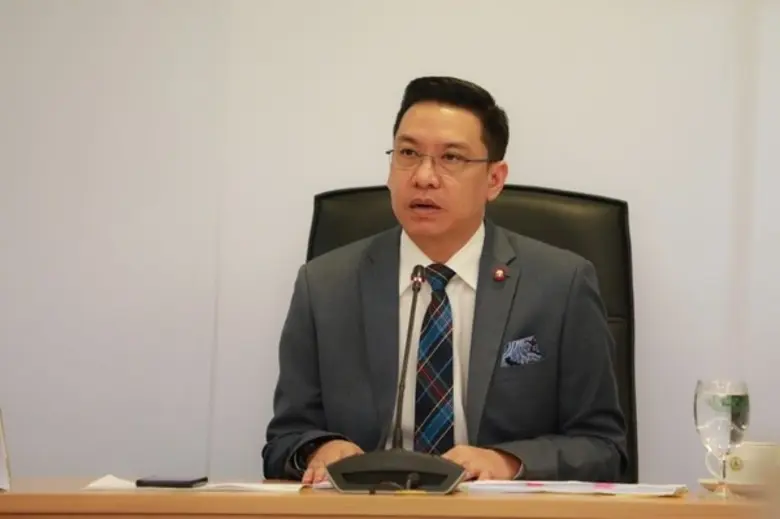 นายพุทธิพงษ์ ปุณณกันต์ รัฐมนตรีว่าการกระท...