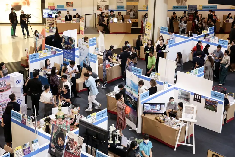 สยามพารากอน รวมพลังภาครัฐและเอกชน สร้างปรากฏการณ์เที่ยวสนุกสุขทั่วไทย  จัดแคมเปญ “ไทยเที่ยวไทย คือไทยเท่ เที่ยวไทยรับพลังบวก”  เปิดพื้นที่จัดมหกรรมท่องเที่ยวสุดยิ่งใหญ่ ระดมผู้ประกอบการนับ 100 ร่วมออกบูธฟรี!!  วันที่ 4-11 มี.ค.นี้ ณ สยามพารากอน