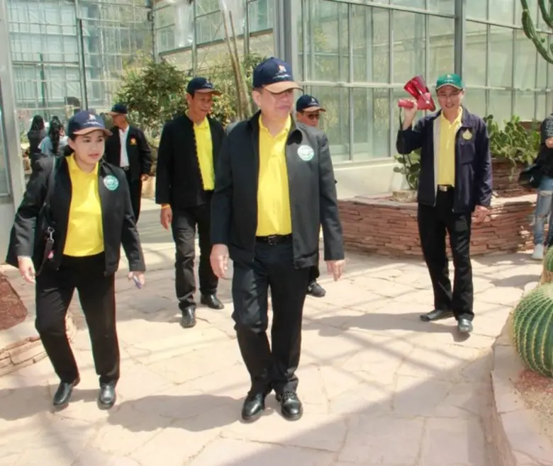 พลเอกสุรศักดิ์ กาญจนรัตน์ ประธานคณะกรรมาธ...