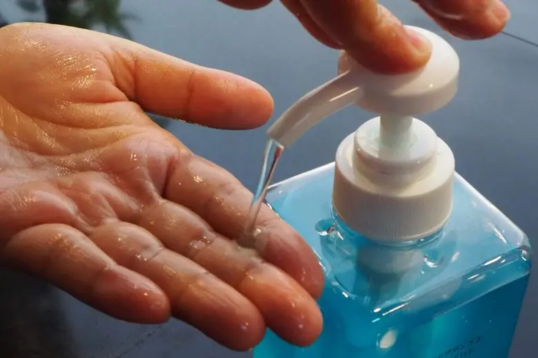 วิทยาศาสตร์ฯ มธ. เปิด 4 ทริค รับมือ COVID-19 มฤตยูสายพันธุ์ใหม่ ! ให้อยู่หมัด DIY หน้ากากผ้าเส้นใย “นิตเจอร์ซี่” ราคาถูก ดีไซน์ไม่ซ้ำ ใช้ซ้ำได้