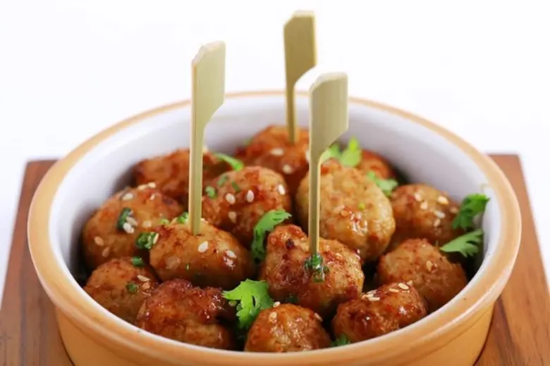 อิ่มวิวเมืองกรุงชมพระอาทิตย์ตกยามเย็น นั่...