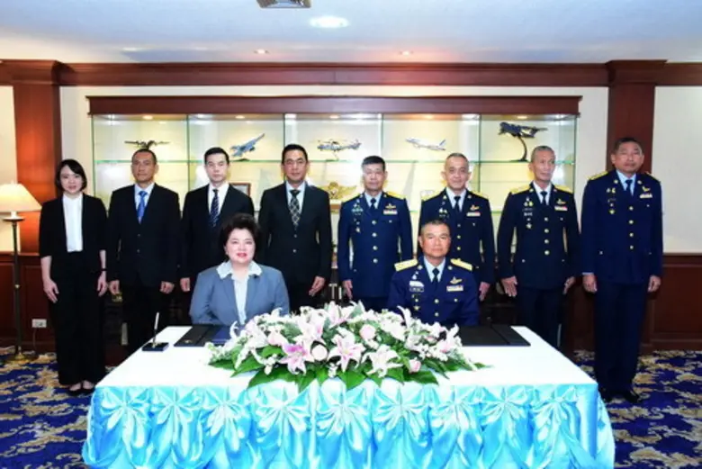 Mrs. Charita Leelayudth (seated left), CE...