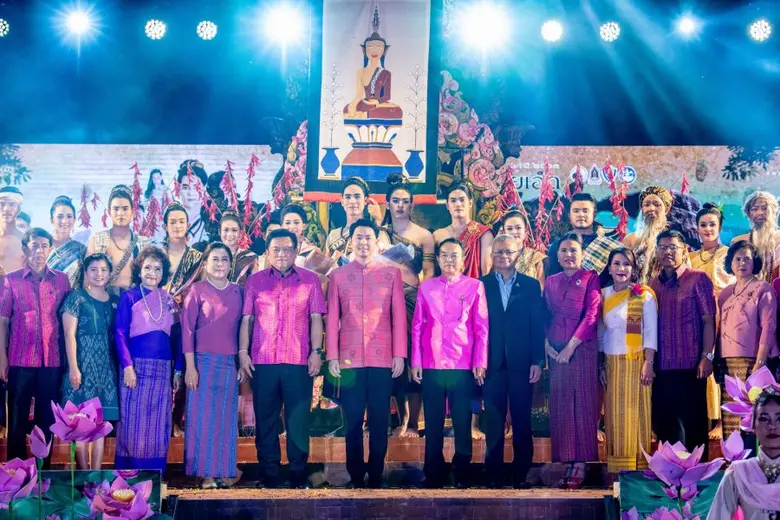 ประเพณีบุญผะเหวด ถือเป็นงานบุญเก่าแก่ที่อ...