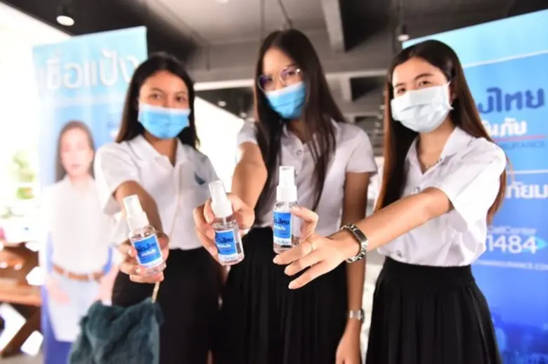 “มาดามแป้ง” เดินหน้าพาอาสากล้าใหม่สัญจร สอนทำสเปรย์แอลกอฮอล์และหน้ากากผ้า