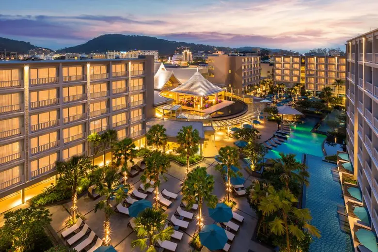 Make a perfect getaway from the metropolitan buzz t...