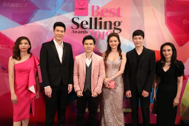 ปังต่อไม่รอแล้วนะ!! แบรนด์บิวตี้ไอเทมสุดฮ...