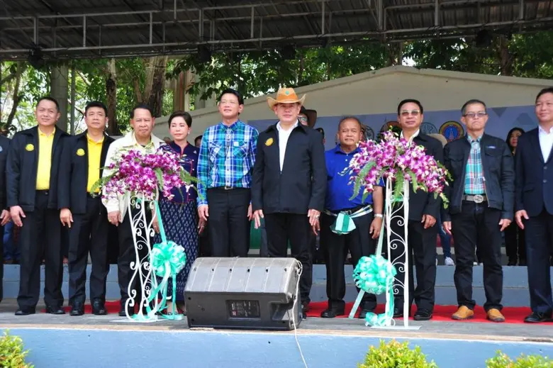 ร้อยเอก ธรรมนัส พรหมเผ่า รัฐมนตรีช่วยว่าก...