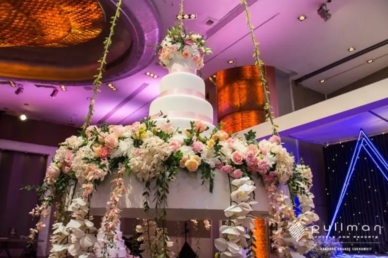 INSPIRED WEDDINGS BY PULLMAN