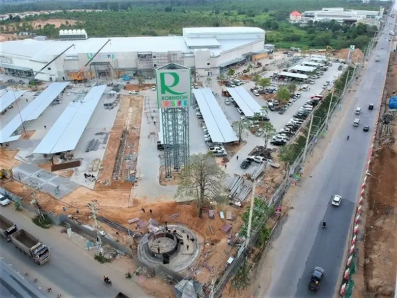 บอสใหญ่แห่งโรบินสัน (บริษัทในเครือเซ็นทรั...