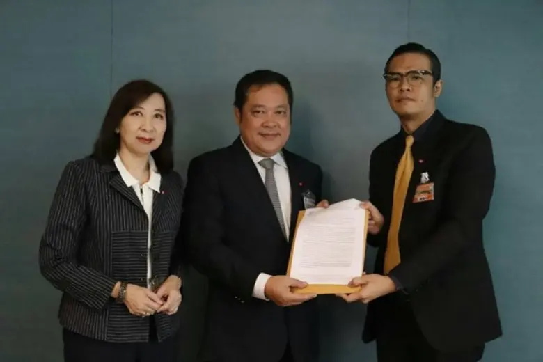 เสนอแนวทางแก้ไขเพิ่มเติมรัฐธรรมนูญ 2560 ในการจัดการทรัพยากรและสิ่งแวดล้อมให้ครอบคลุมถึงสัตว์