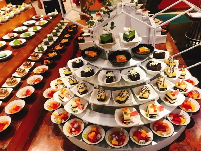 “บุฟเฟต์ลด 40%”